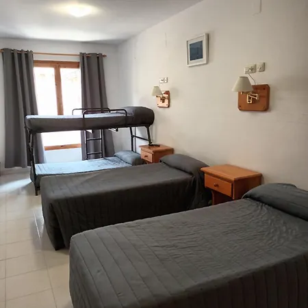 Familiar Maximina Hotel