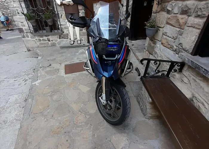 Familiar Maximina Hotel